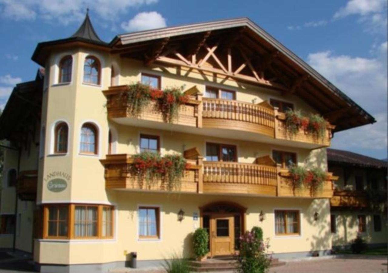 Landhaus Gruenau Wals-Siezenheim Esterno foto